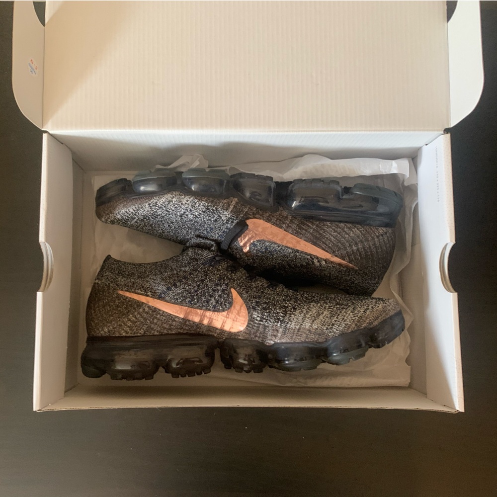 Nike Air Vapormax Flyknit men’s shoe